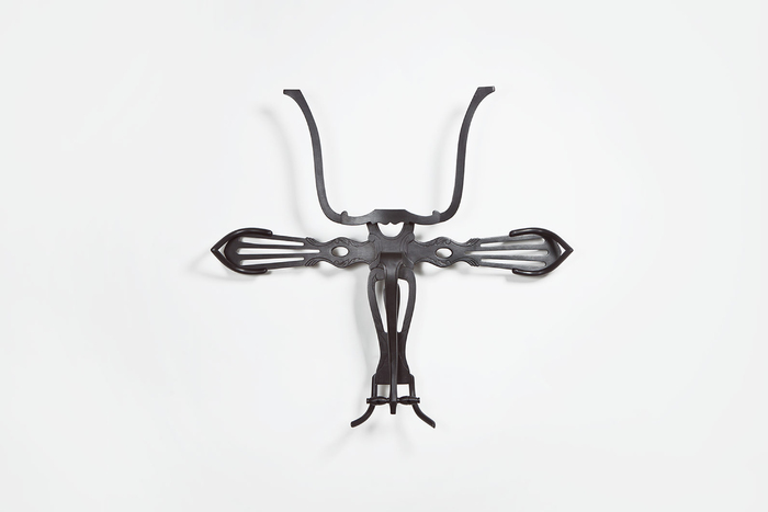 Grand masque noir II