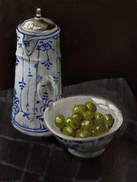 2699 - Blau-weißer Porzellankrug mit Olivenschale