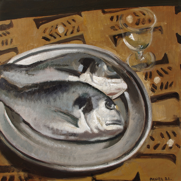 2732 -  Zwei Fische auf silbernem Teller mit Glas