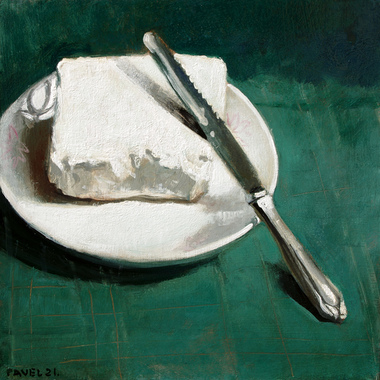 Pavel Feinstein: 2741 - Schafskäse auf weißem Teller mit Silbermesser, 2021
