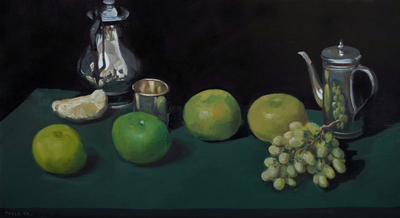 Pavel Feinstein: 2785 - Äpfel und Trauben mit Silberkannen auf Grün, 2021