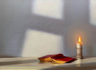 Edite Grinberga: Rotes Buch mit Kerze, 2023